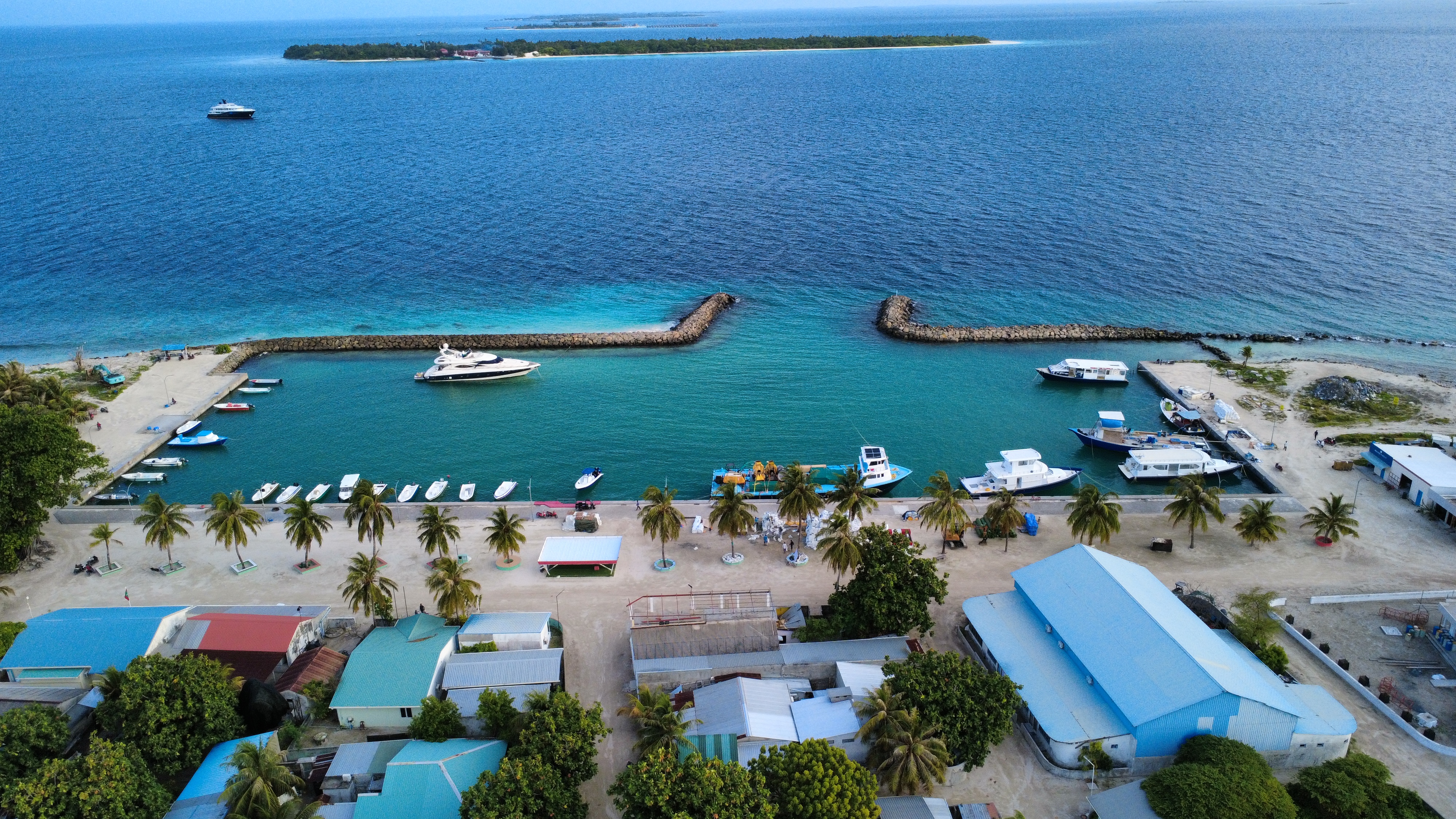 Bird's-eye view of Innamaadhoo harbor and reef